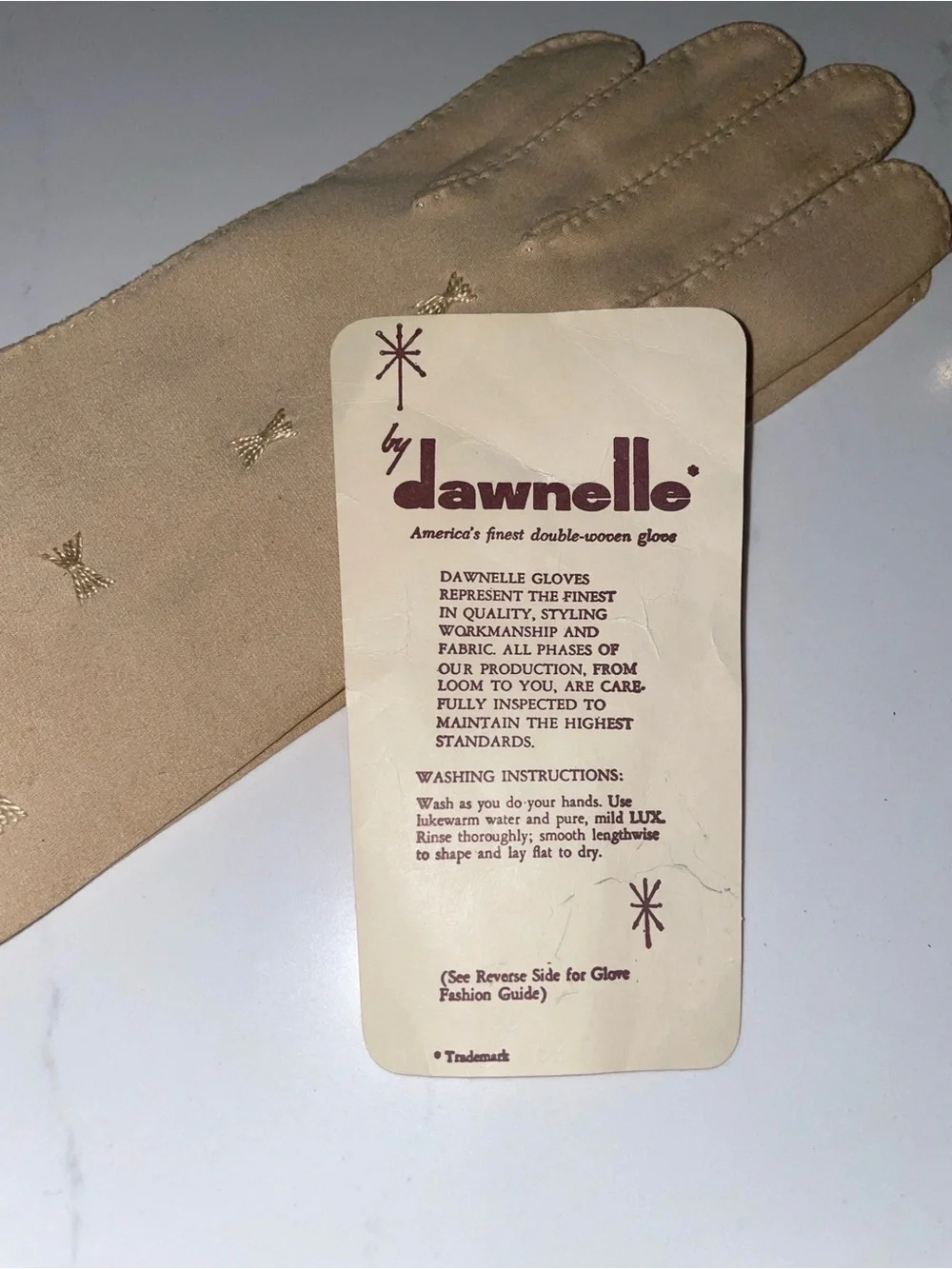 Vintage Dawnelle Beige Double-Woven Dress Gloves Embroidered Bows NOS Deadstock